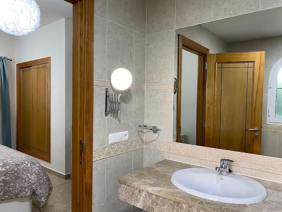 Comfortable Family House With Pool And Jacuzzi Costa De Antigua Bagian luar foto