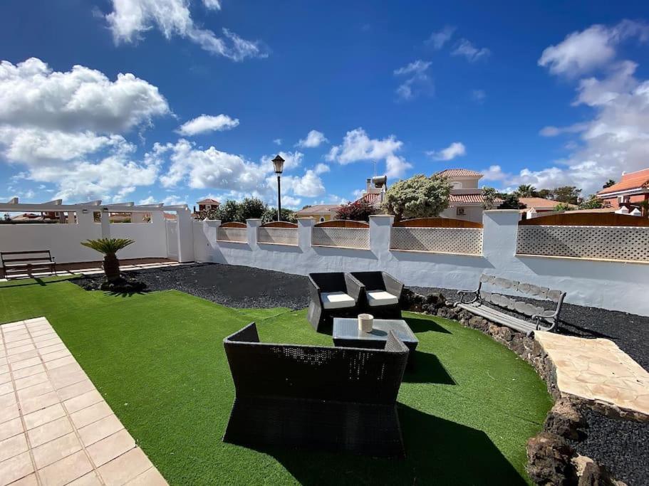Comfortable Family House With Pool And Jacuzzi Costa De Antigua Bagian luar foto