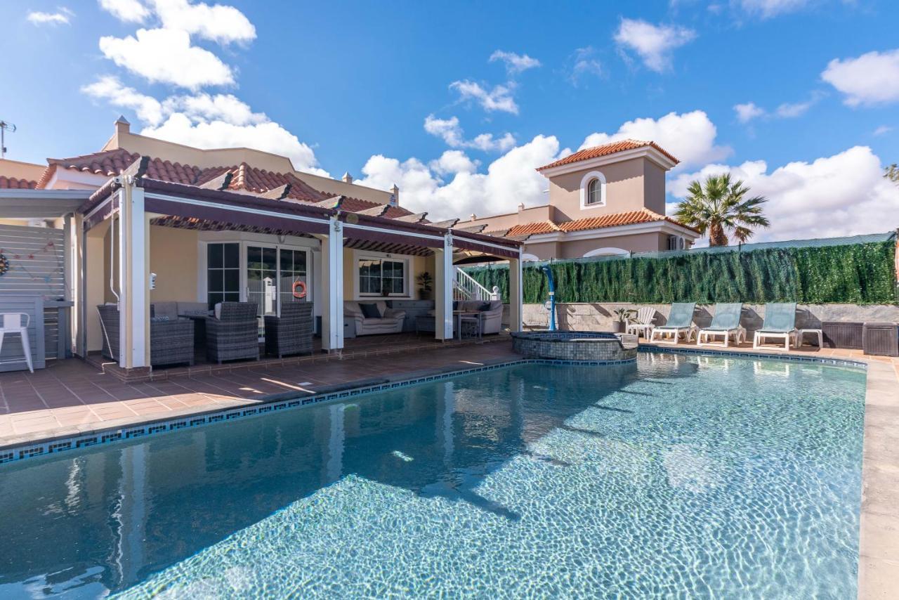 Comfortable Family House With Pool And Jacuzzi Costa De Antigua Bagian luar foto